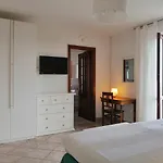 Villa Belvedere Langhe Panzió 3*