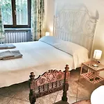 Panzió Villa Belvedere Langhe 3*
