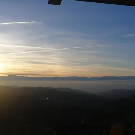 Bed & Breakfast Villa Belvedere Langhe Belvedere Langhe