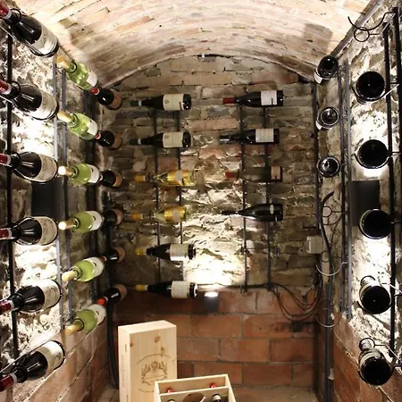 Bed & Breakfast Villa Belvedere Langhe Belvedere Langhe