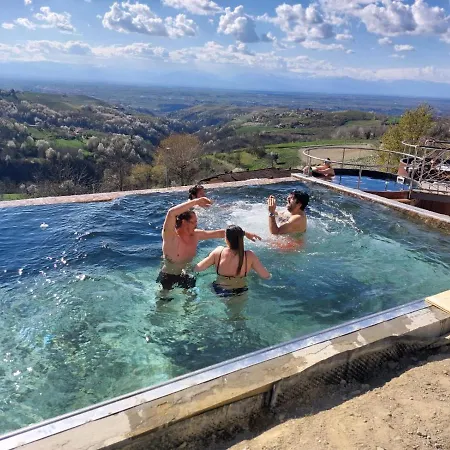 Bed & Breakfast Villa Belvedere Langhe *