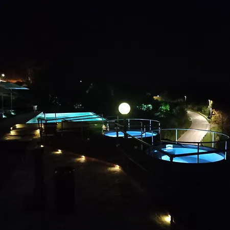 Villa Belvedere Langhe Bed & Breakfast *