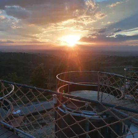 Villa Belvedere Langhe 3*