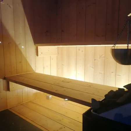 Bed & Breakfast Villa Belvedere Langhe 3*