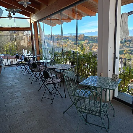 Bed & Breakfast Villa Belvedere Langhe Belvedere Langhe