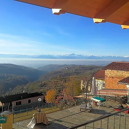Villa Belvedere Langhe 3*
