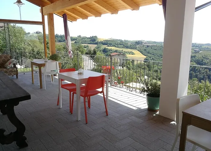 Villa Belvedere Langhe 3*