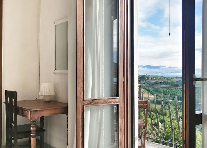 Bed & Breakfast Villa Belvedere Langhe