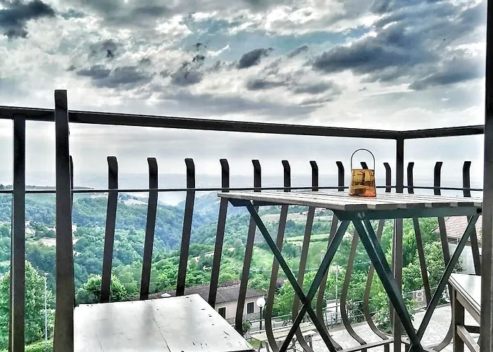 Bed & Breakfast Villa Belvedere Langhe Belvedere Langhe